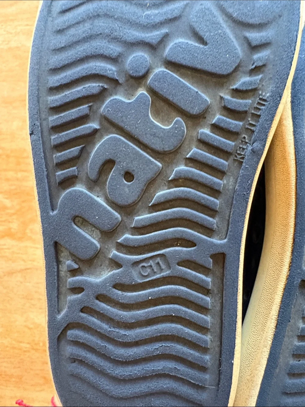 Native Kids Slip-On water shoes navy